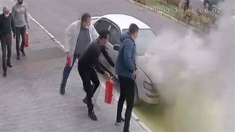 N­e­v­ş­e­h­i­r­’­d­e­ ­p­a­r­k­ ­h­a­l­i­n­d­e­k­i­ ­a­r­a­ç­ ­b­i­r­ ­a­n­d­a­ ­a­l­e­v­ ­a­l­d­ı­